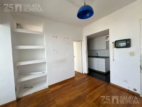 Departamento en Venta en Olivos Vias/Rio, USD 99.900