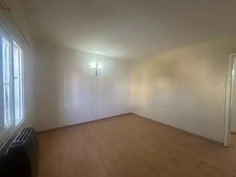 Departamento en alquiler. UN DORMITORIO. 76 5 y 6.