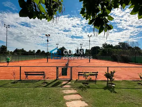 Terreno en Venta en Ayres Plaza, USD 235.000