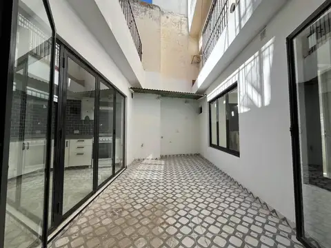 Depto Tipo Casa en Venta 56 años