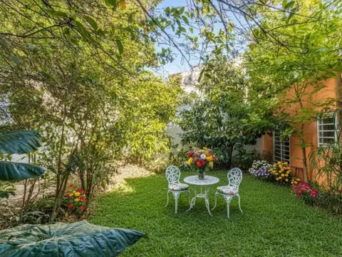 PH. 3 AMBIENTES . PATIO. JARDÍN. SIN EXPENSAS. VILLA MAIPÚ.