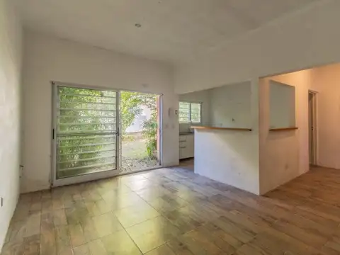 Depto Tipo Casa en Venta en Villa Maipu, USD 89.000