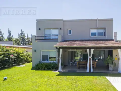 Casa en Venta al Suroeste