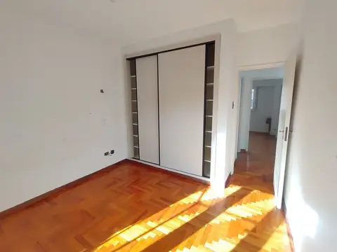 Departamento en Venta en Villa Luro, USD 105.000