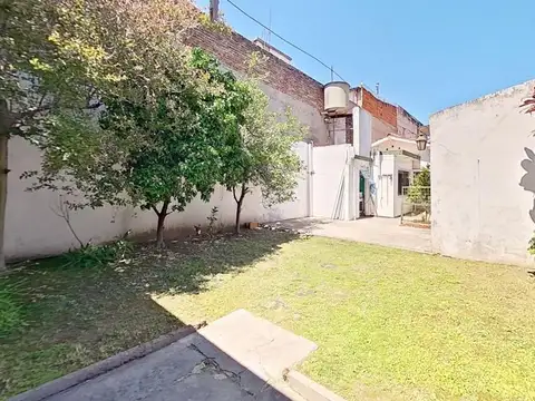 Casa en venta 4 ambientes Villa Sarmiento