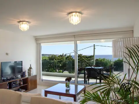 Apartamento en venta en Edificio Horizonte