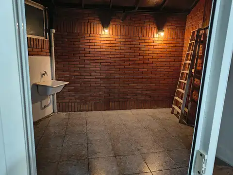 JOAQUIN V. GONZALEZ 800 2 y 1/2 Ambiente patio entr.indep 66m2Departamento en FLORESTA Alquiler