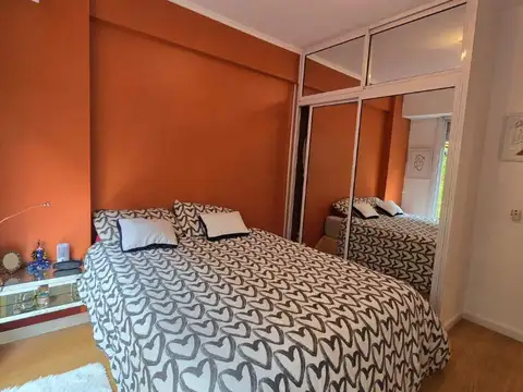 Oportunidad Inversión! - Venta con Los Muebles - 2 Ambientes con Patio - Recoleta - Callao 400