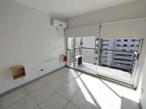  HERMOSO  1 AMBIENTE DIVISIBLE CON BALCON EN EXC. ESTADO!