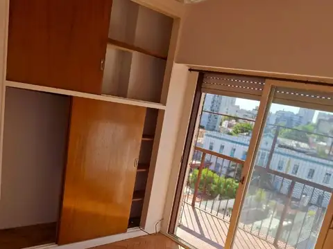 Departamento en Alquiler en Coghlan, $ 1.100.000