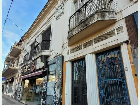 Av Centenario al 300