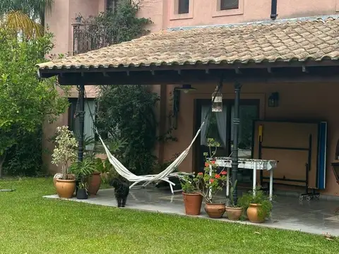 Casa en alquiler segunda quincena de Enero /Febrero Barrio San Isidro Labrador