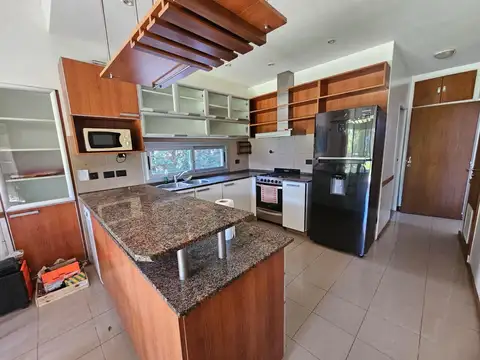Casa en Alquiler de 5 dormitorios