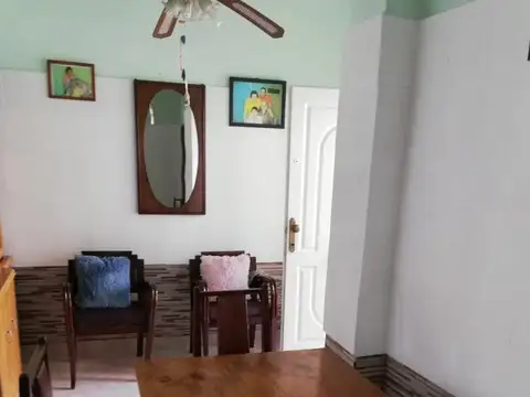 Casa 3 ambientes con 2 baños