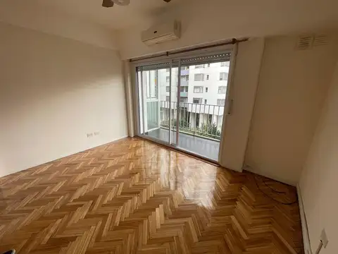 Departamento en Alquiler en Parque Las Heras, $ 850.000
