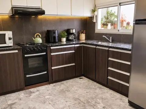 Depto Tipo Casa en Alquiler de 2 dormitorios