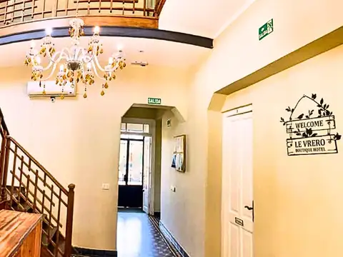Hotel en Alquiler en Colonia del Sacramento, USD 1.300