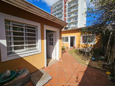 VENTA PH 2 AMBIENTES CON JARDIN EN QUILMES