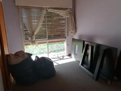 Depto Tipo Casa 4 ambientes con 4 baños