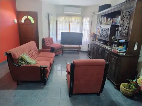 Depto Tipo Casa en Venta de 4 ambientes