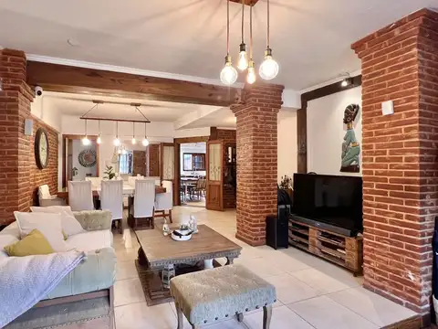 Depto Tipo Casa en Venta 26 años
