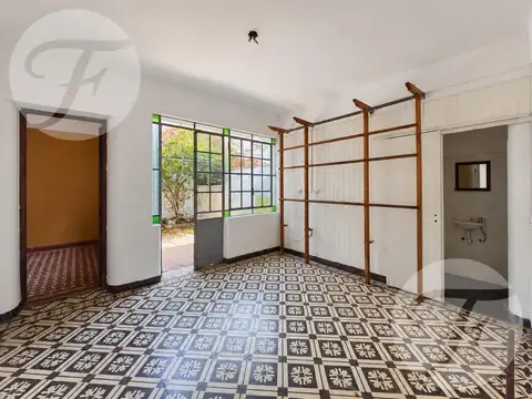 Local en Venta 50 años