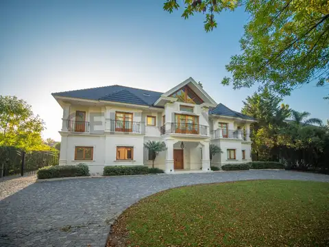 CASA EN VENTA EN GRAND BELL 1 BARRIO PRIVADO