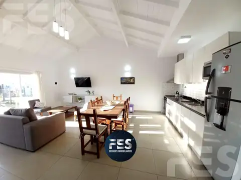 Casa en alquiler 4 ambientes Pinamar a metros del mar