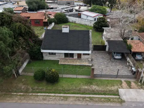 Venta Casa en Shangrila Sur 3 Dormitorios Fondo 