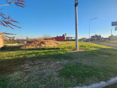 EN VENTA TERRENO EN ESQUINA 261M2 ECOPUEBLO ALVEAR