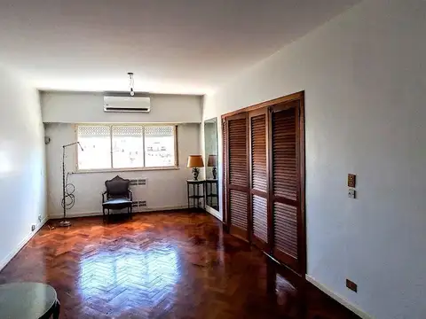 AMPLIO 3 AMB   ESCRITORIO EN CABALLITO!