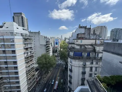 Billinghurst 1800, Piso 11
