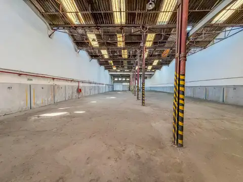 ALQUILER - DEPOSITO - LA BOCA - 1600 M2 - MIXTURA 4