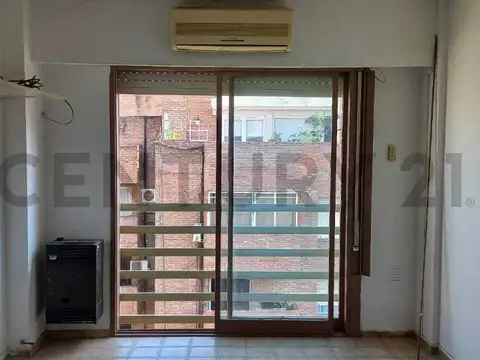 Ituzaingo 1200, Piso 8
