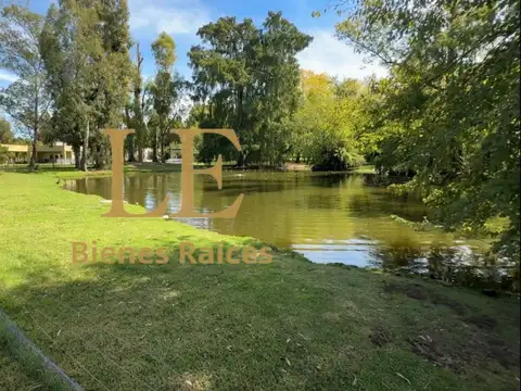 Fincas Del Lago 100