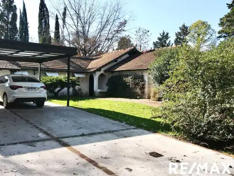 Casa 5 ambientes con 3 baños