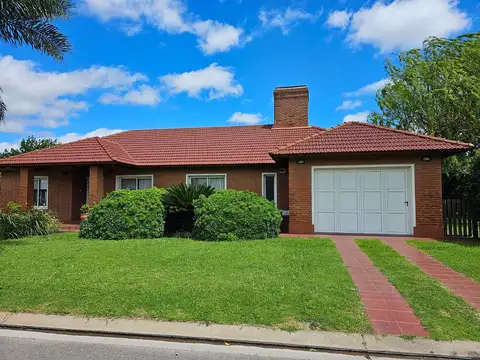 ALQUILER CASA EN CADAQUES, FUNES