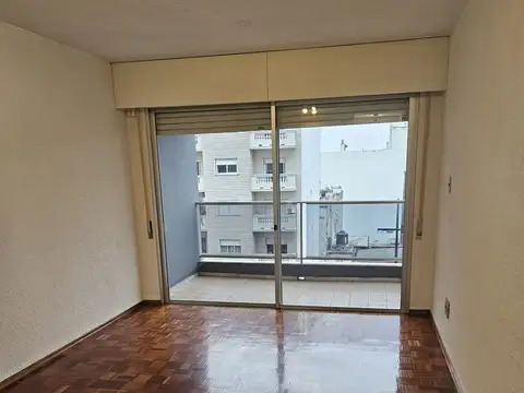 Avenida 18 de Julio 2100