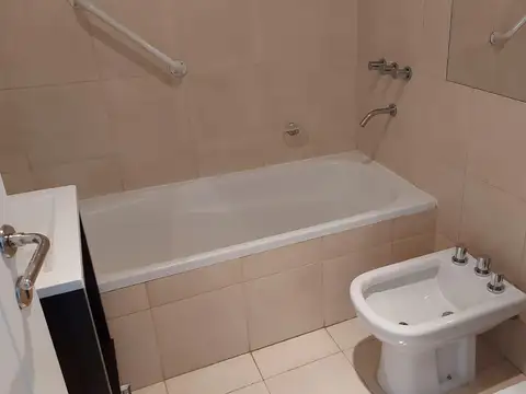 Departamento 3 ambientes con 2 baños