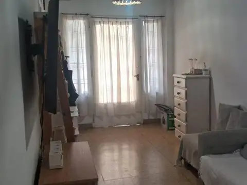 Muy lindo ph al frente totalmente independiente, en muy linda zona