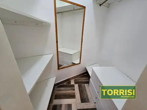 Depto Tipo Casa en Alquiler de 2 ambientes