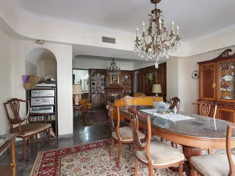 Depto Tipo Casa en Venta 57 años