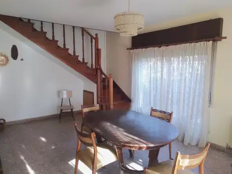 Depto Tipo Casa 4 ambientes con 1 baño