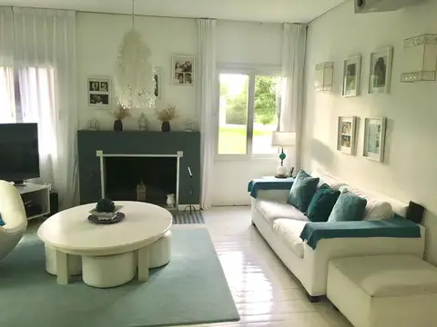 Casa en Venta al Este
