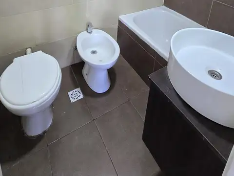 Depto Tipo Casa 2 ambientes con 1 baño