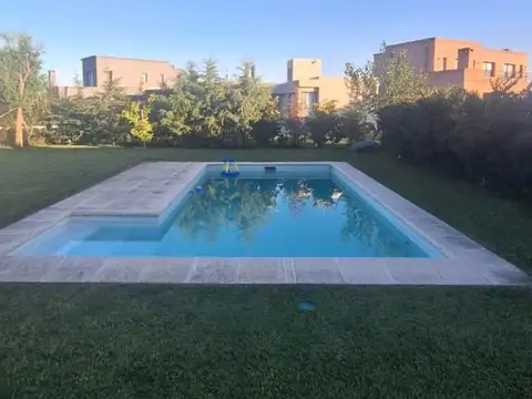 Casa en alquiler El Canton - Norte