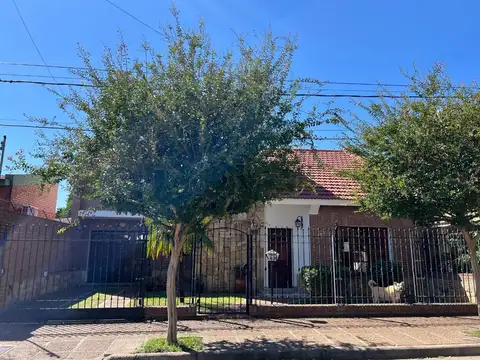 VENTA CASA 3 DORMITORIOS VILLA ARGENTINA