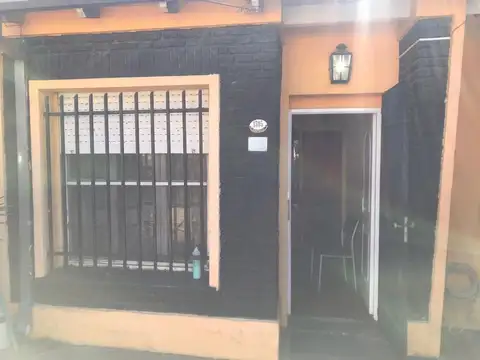 Casa en Venta en Villa Ballester, USD 105.000