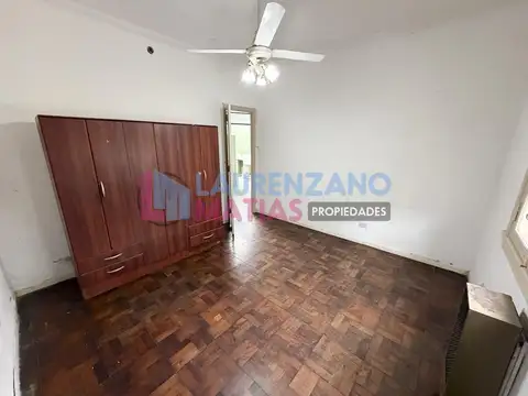 Depto Tipo Casa 6 ambientes con 2 baños
