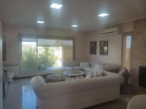 Casa en Venta en La Faustina, USD 165.000